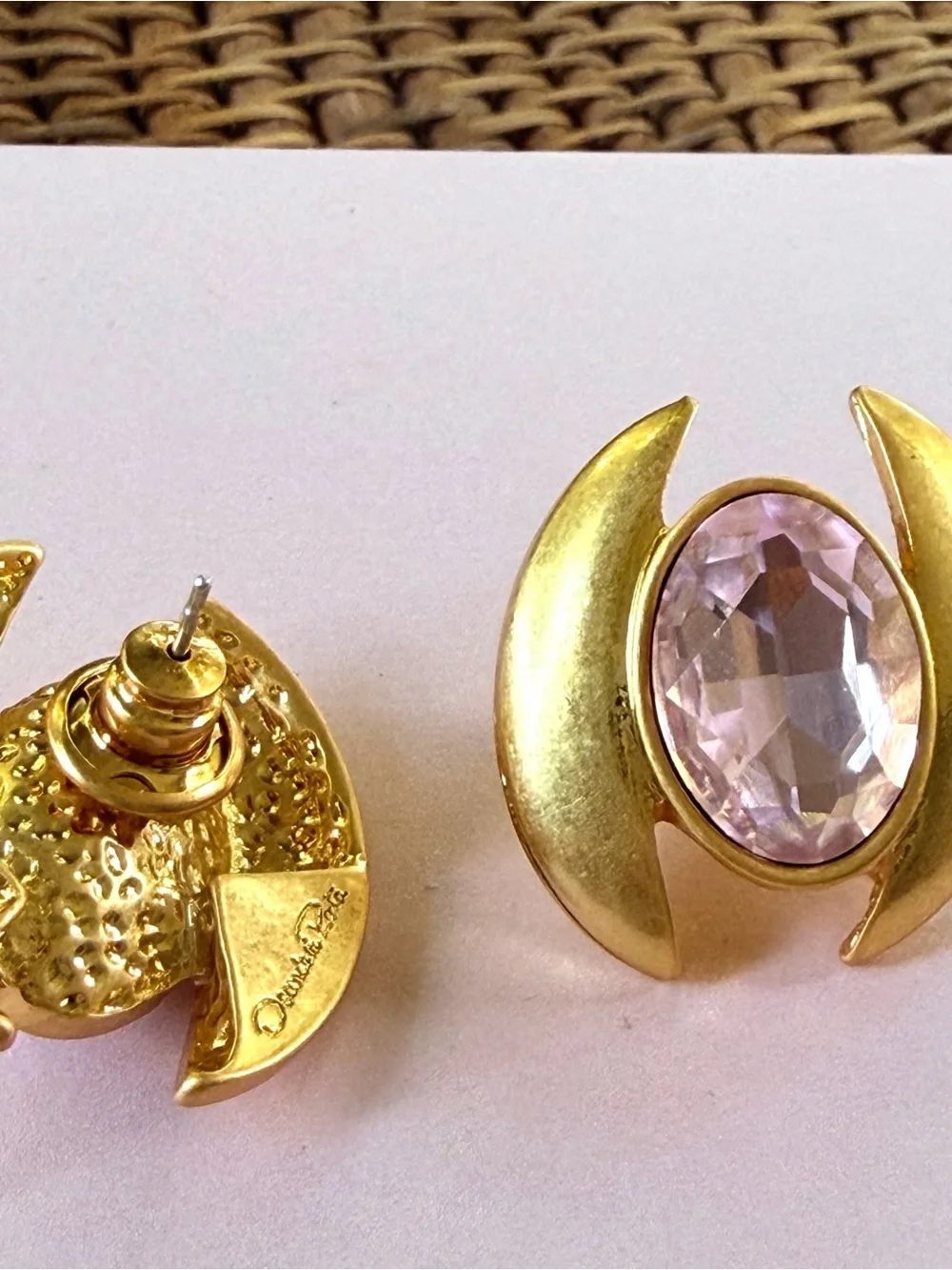 OSCAR DE LA RENTA Lt. Rose Pink/Gold  Crystal Earrings ✨SIGNED✨Post Back